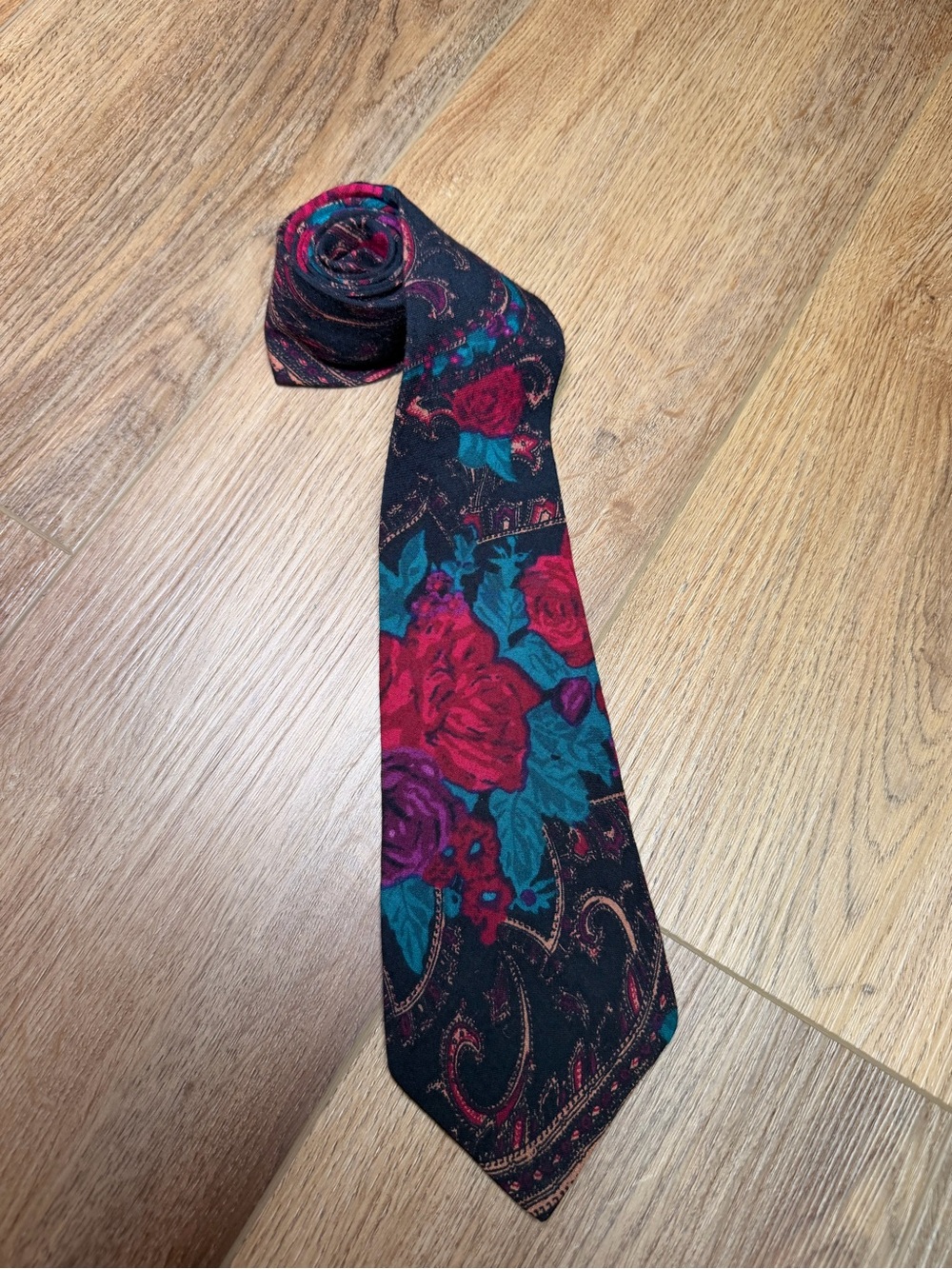 Vintage Prince Gino Italian Silk Tie Floral Paisley Wide Necktie 80s 90s Retro